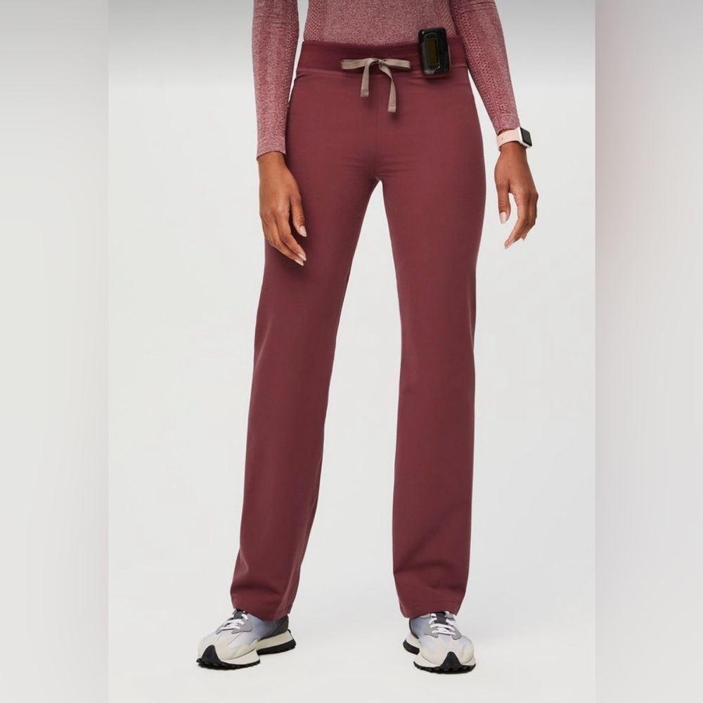 Figs Livingston Scrub Pants in Dark Cherry. Size Small Petite. Mid-Rise. NWT.